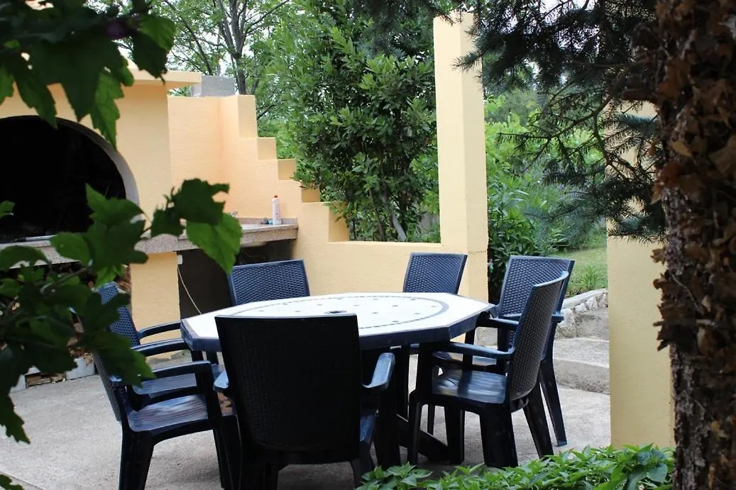 Blaz 2 - Apartment For 3 Persons, 150 M From The Beach Novi Vinodolski Croatia