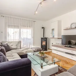 Apartman No 1288, Novi Vinodolski